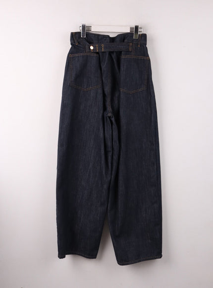 back-button-wide-leg-jeans-cf407