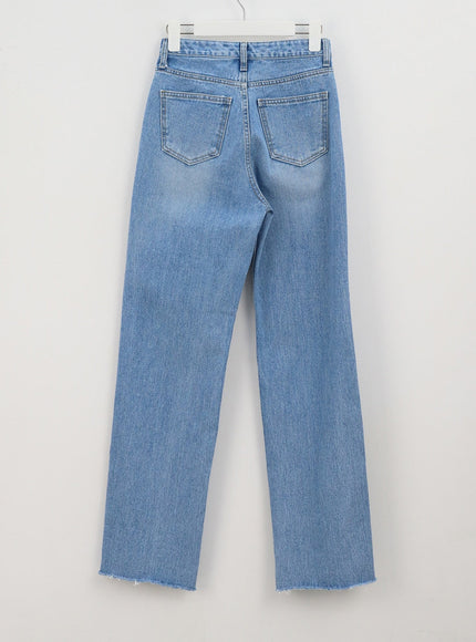 Jeans in heller Waschung OA310