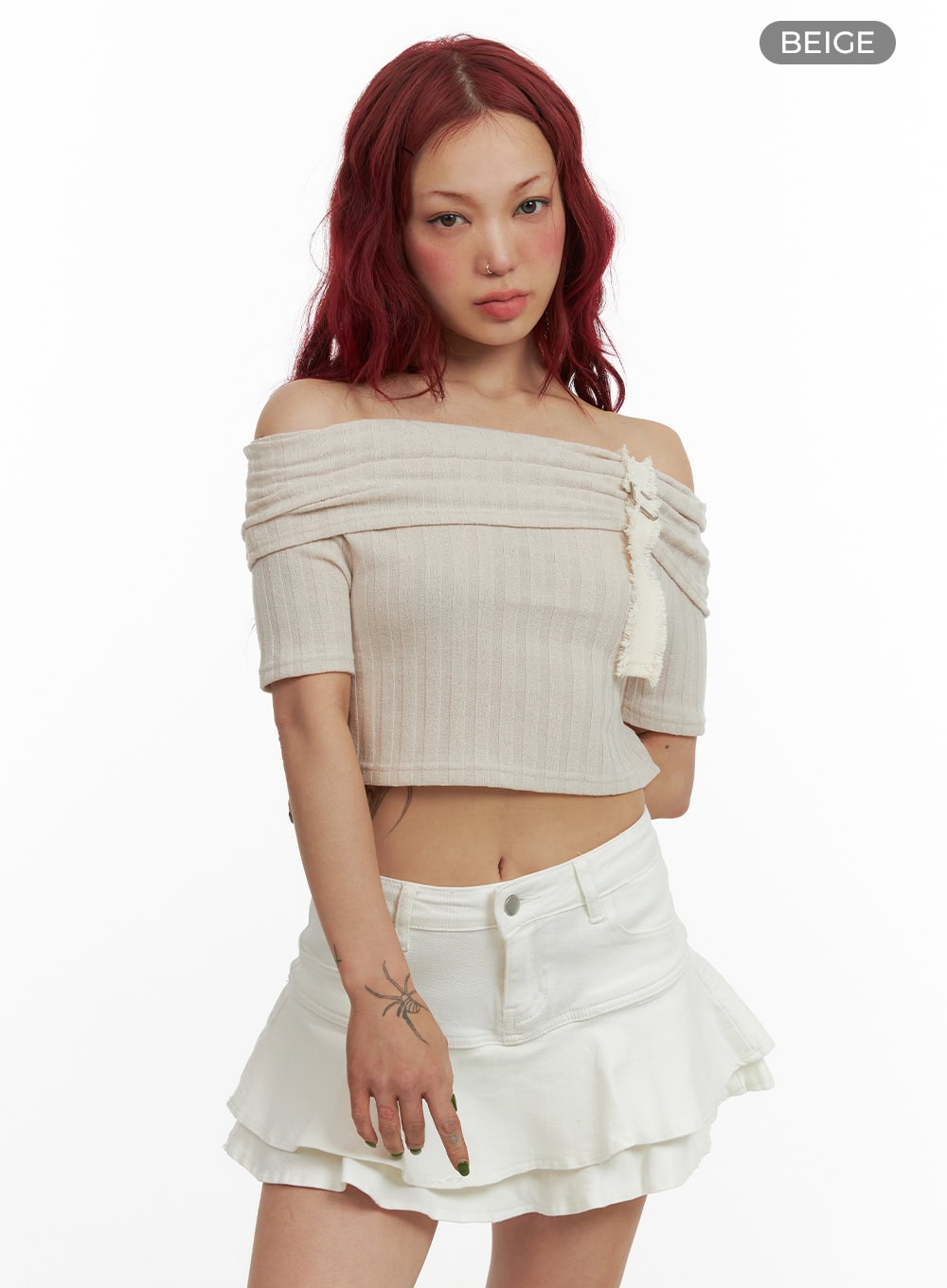 denim-detail-off-shoulder-crop-top-cy430 / Beige