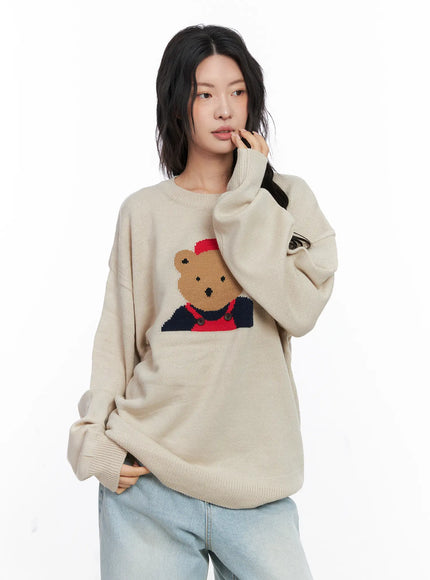 teddy-graphic-u-neck-sweater-co508 / Beige