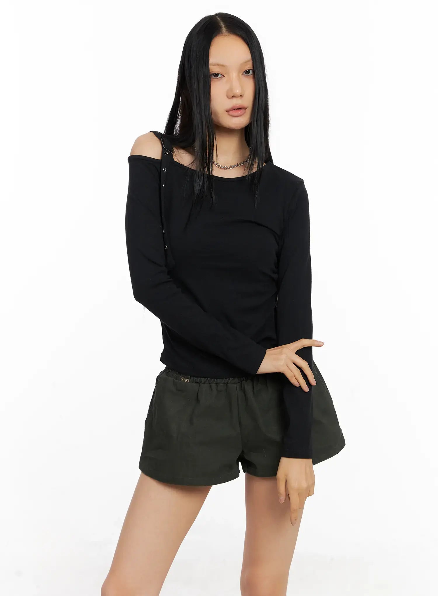 asymmetric-strap-long-sleeve-top-co529 / Black