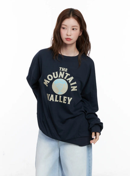 Mountain Valley Graphic Crewneck CG521