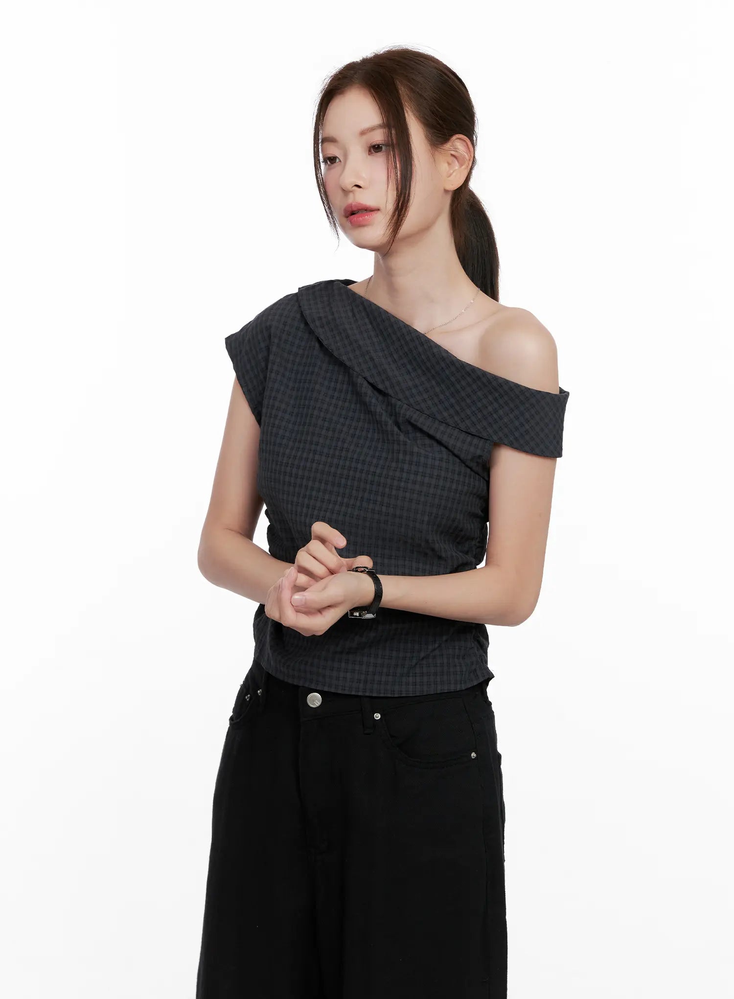 gingham-off-shoulder-crop-top-cl524 / Dark gray