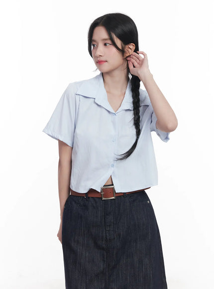 short-sleeve-cropped-collared-shirt-cu525 / Light blue