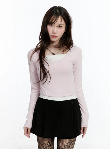 fleece-lined-layered-henley-top-cn525 / Pink