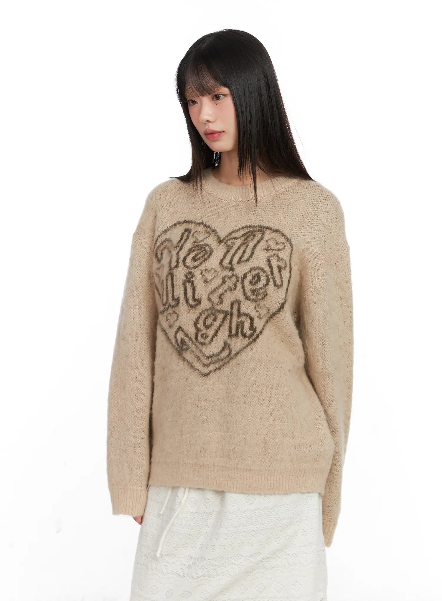 heart-graphic-knit-sweater-cn520 / Beige