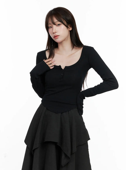 buttoned-u-neck-crop-long-sleeve-top-co521 / Black