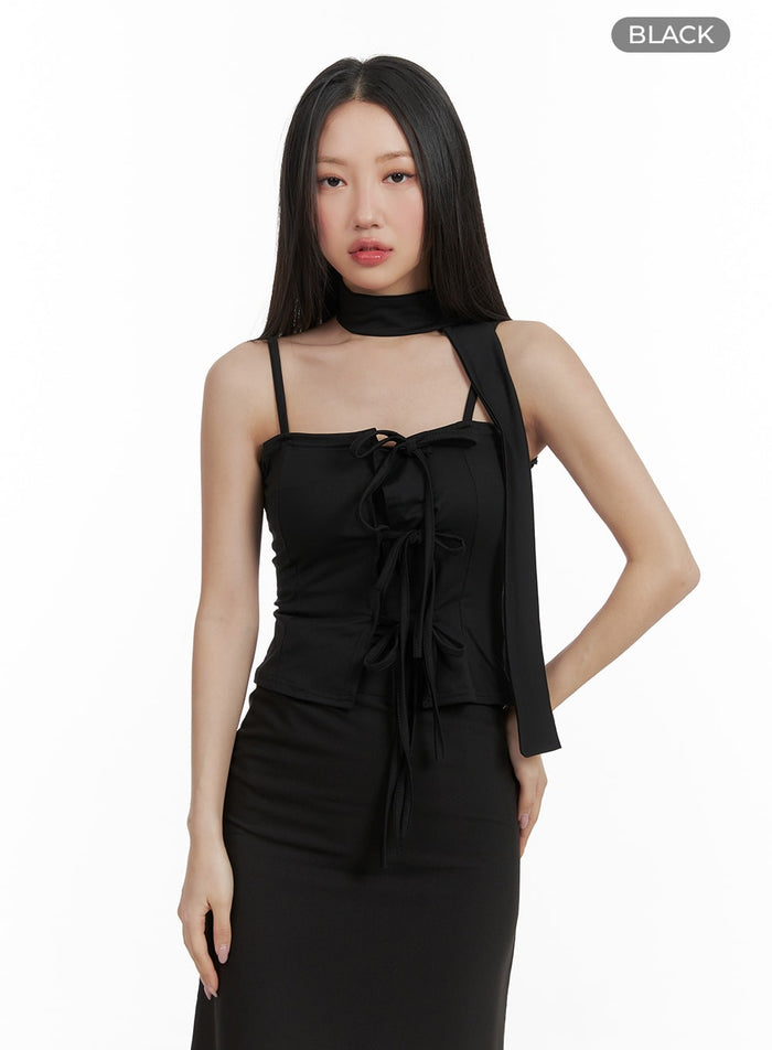 cut-out-strap-sleeveless-top-ca409 / Black
