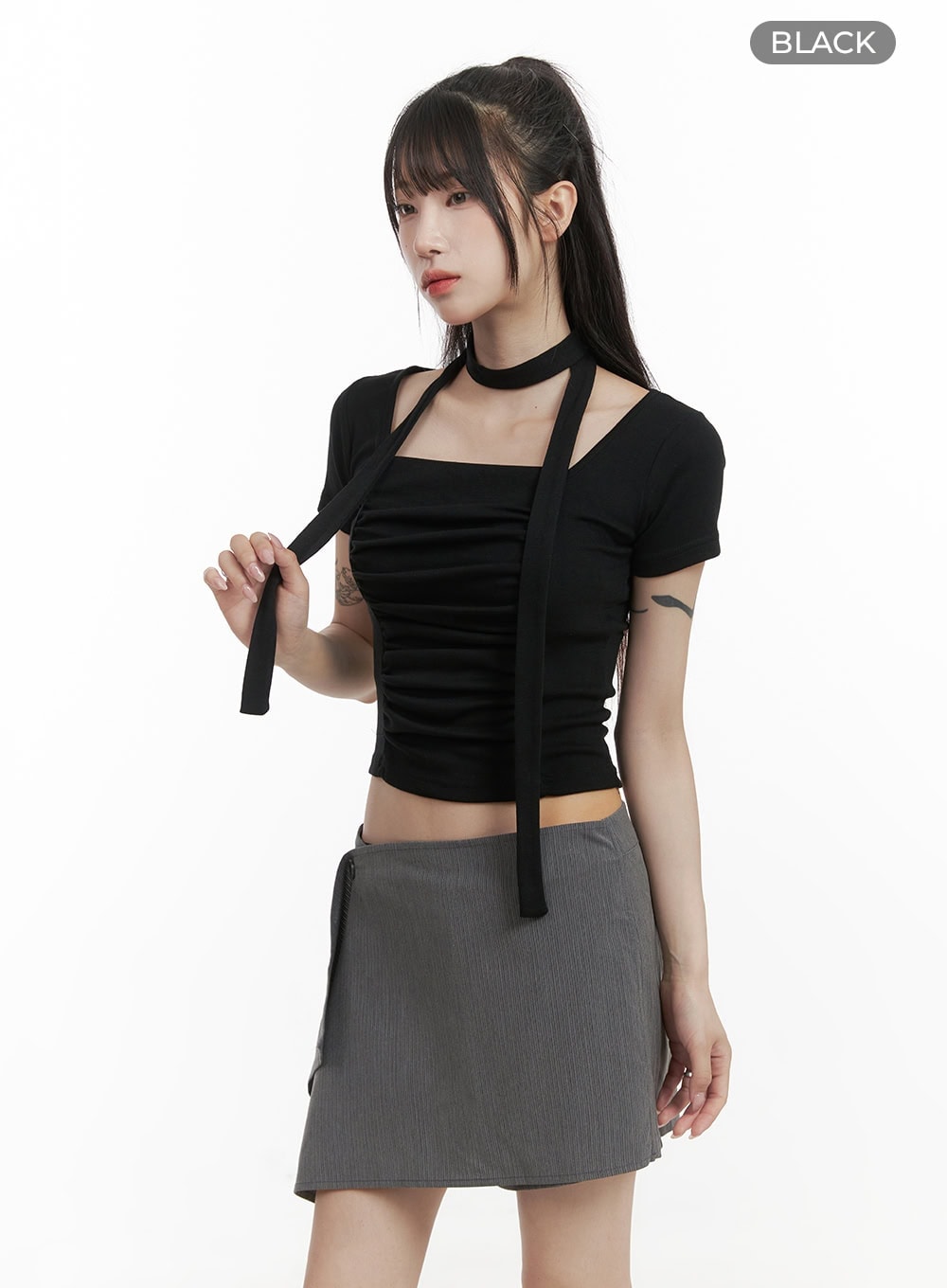 square-neck-shirred-crop-top-with-thin-scarf-cy407 / Black