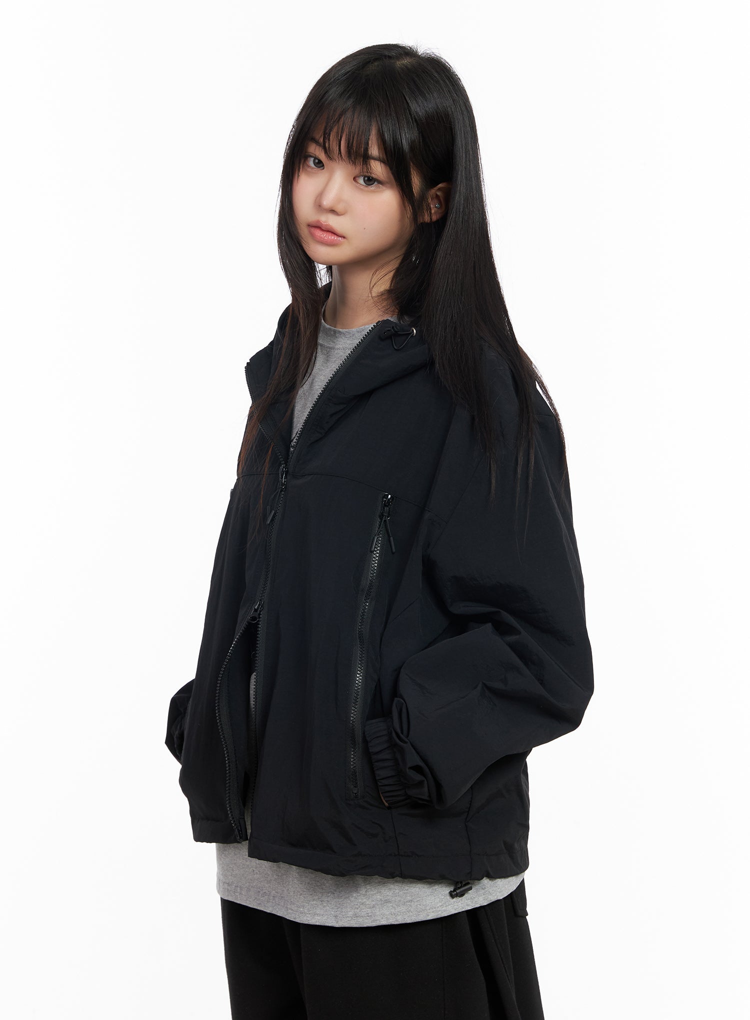 unisex-oversized-zip-up-windbreaker-cm513 / Black