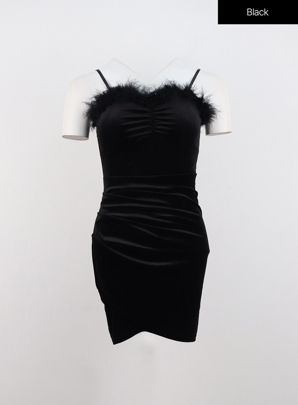 velvet-shirring-mini-dress-in323 / Black