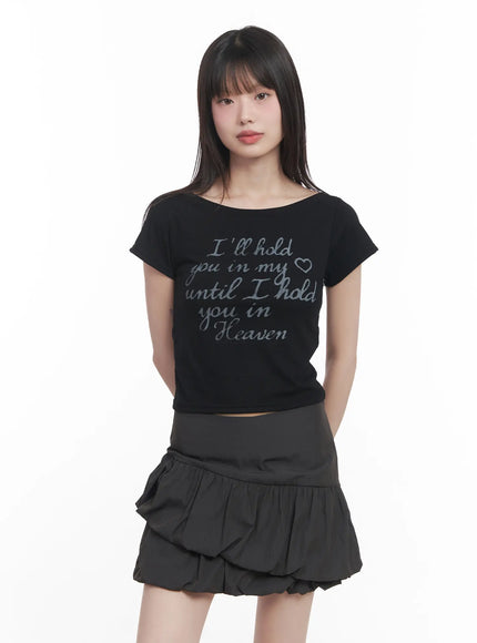 graphic-slim-fit-crop-top-cu518 / Black