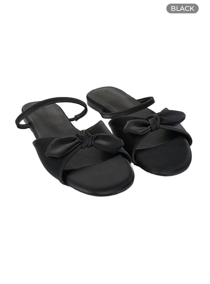 ribbon-strap-faux-leather-slippers-ol422 / Black