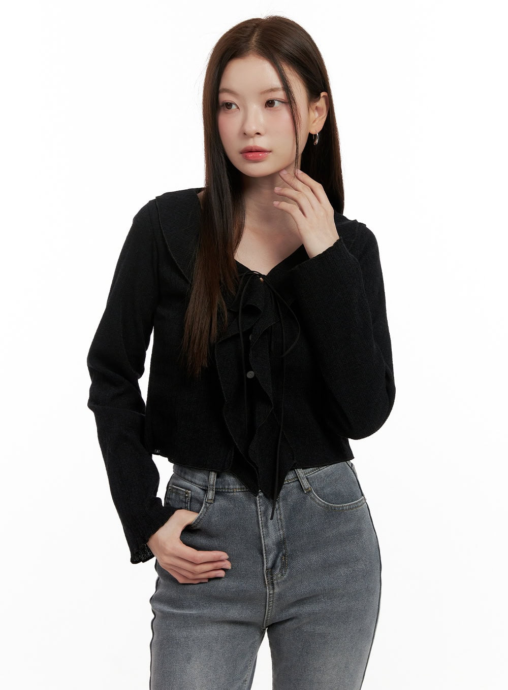 frill-strap-cropped-cardigan-on422 / Black