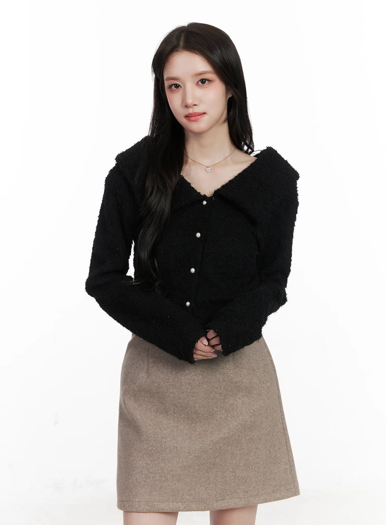 Fuzzy Collar Cropped Cardigan CN526