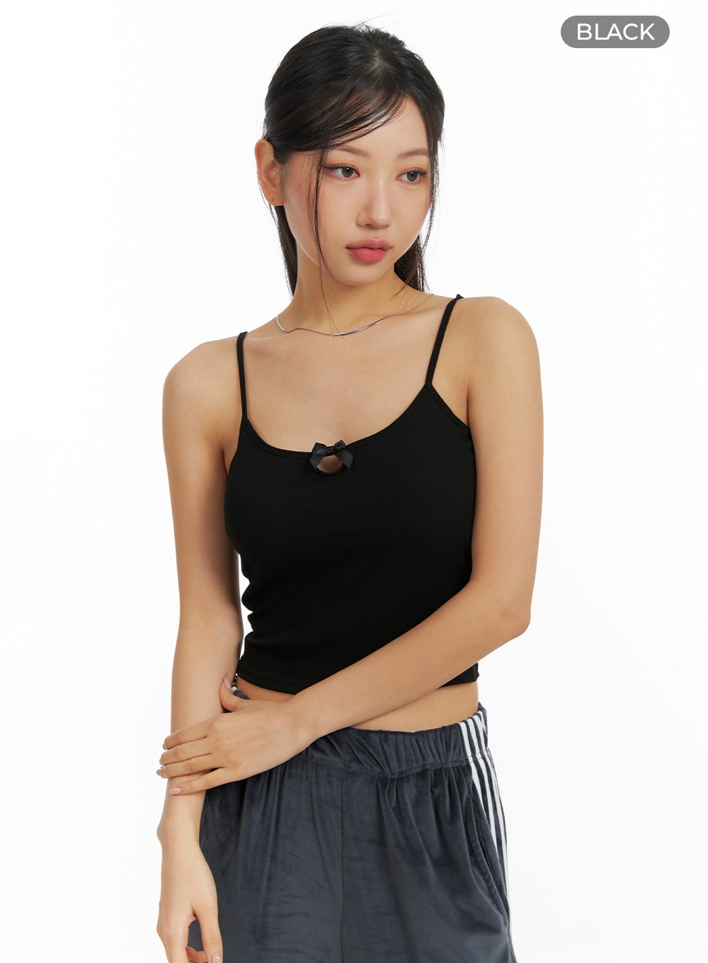 basic-u-neck-tank-top-cf427 / Black