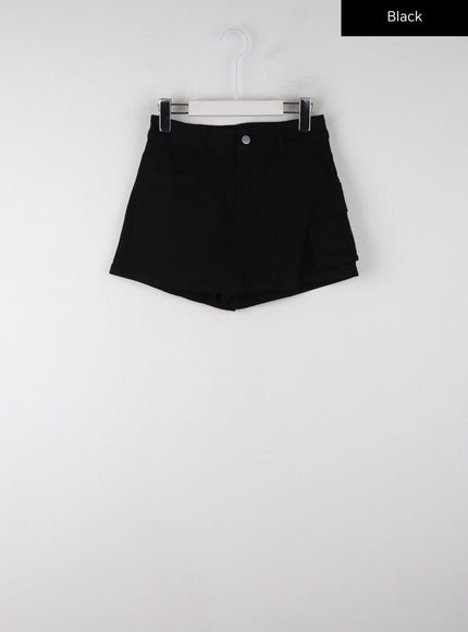 unbalanced-solid-high-waist-button-cargo-mini-skirt-cd329 / Black