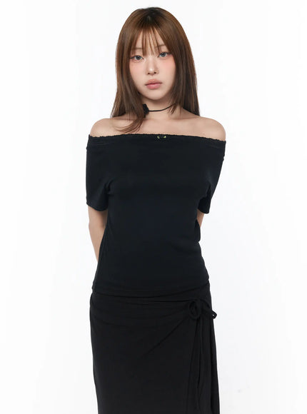 lace-trim-off-shoulder-tee-cy529 / Black
