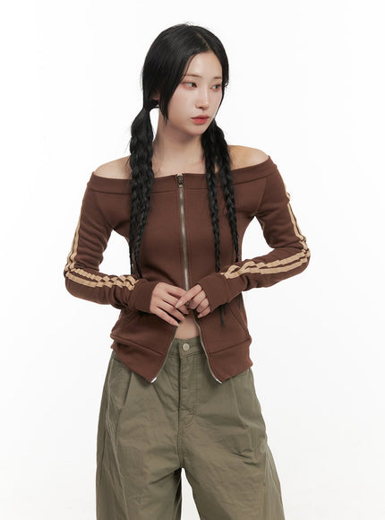 off-shoulder-zip-up-long-sleeve-top-cd410 / Brown