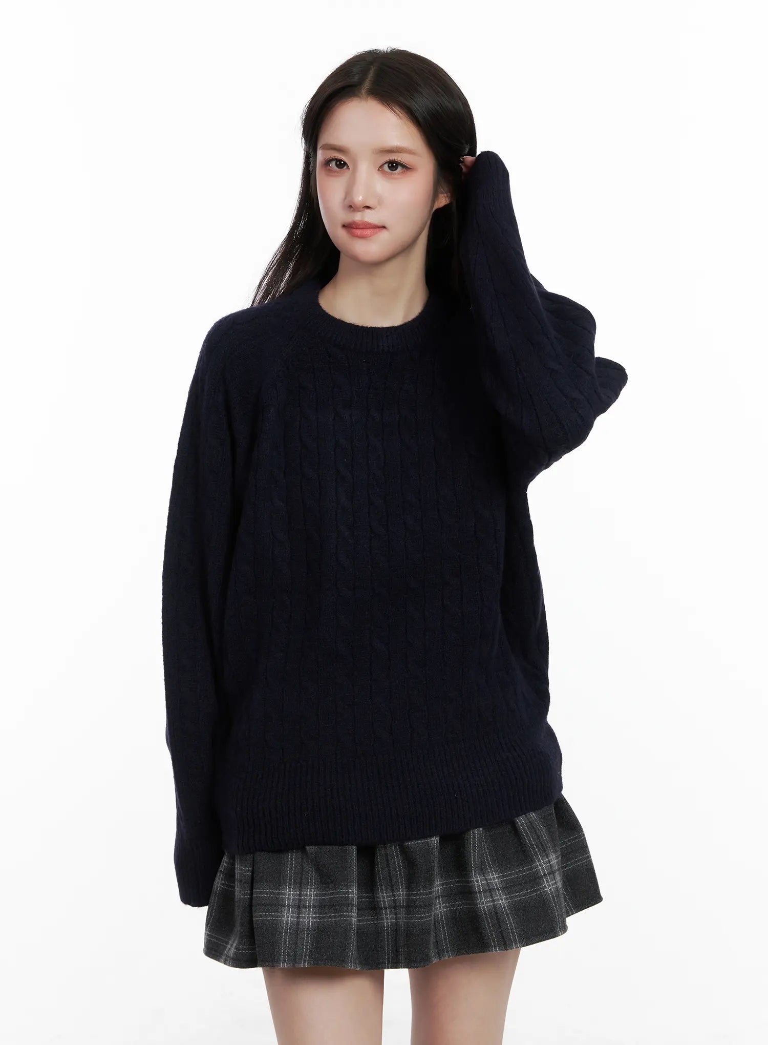 cable-knit-round-neck-sweater-cn527 / Dark blue