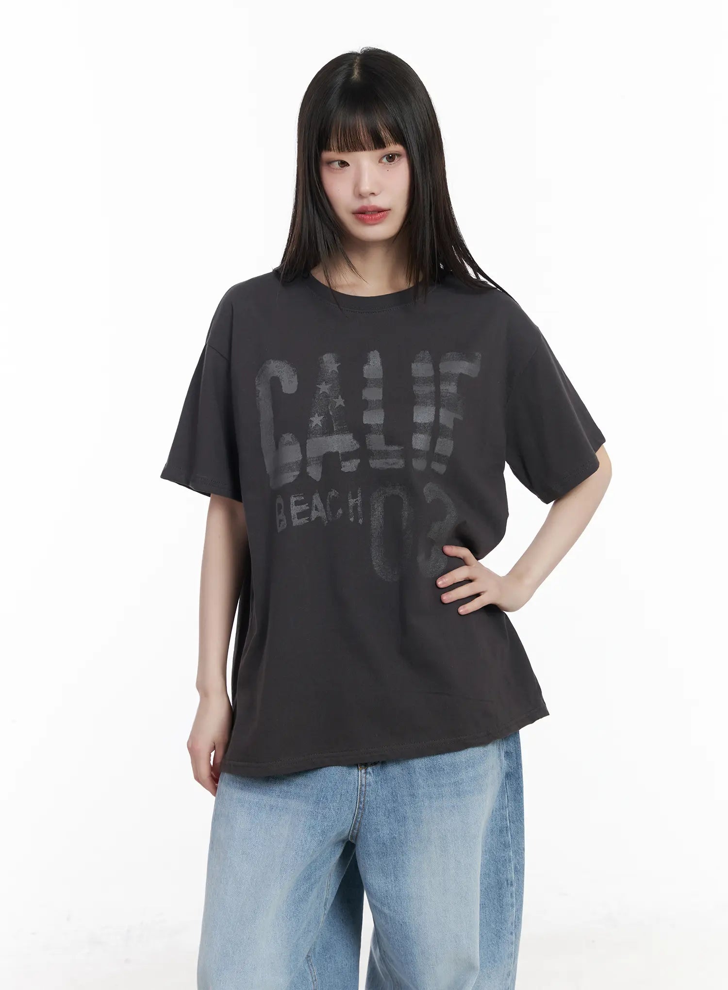 casual-graphic-tee-cm525 / Dark gray