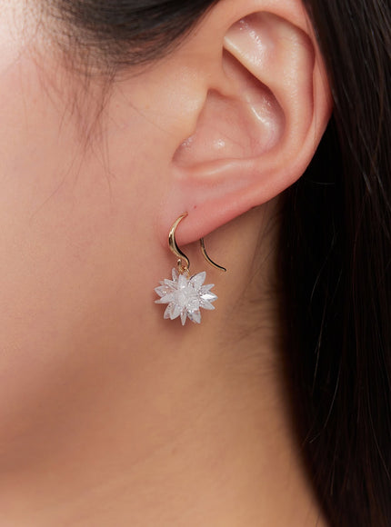 vastin-earrings-ia524 / Gold