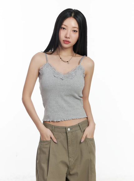 padded-lace-trim-cami-top-cj530 / Gray