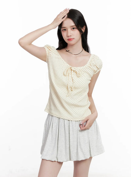 polka-dot-puff-sleeve-ribbon-top-cl516 / Light beige