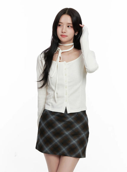 crop-cardigan-with-neck-strap-co523 / Light beige