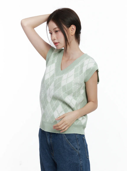 argyle-pattern-v-neck-vest-co506 / Light green