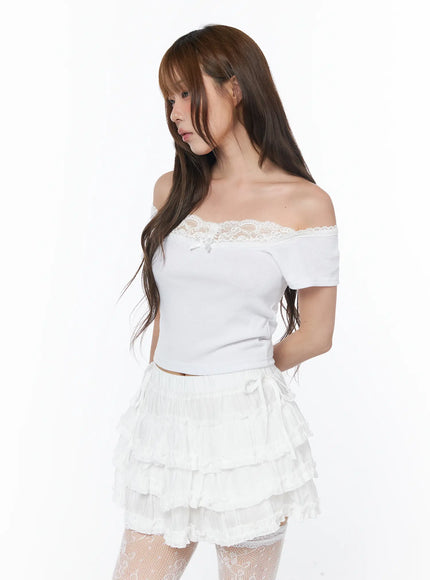 off-shoulder-lace-detail-crop-tee-cy529 / White