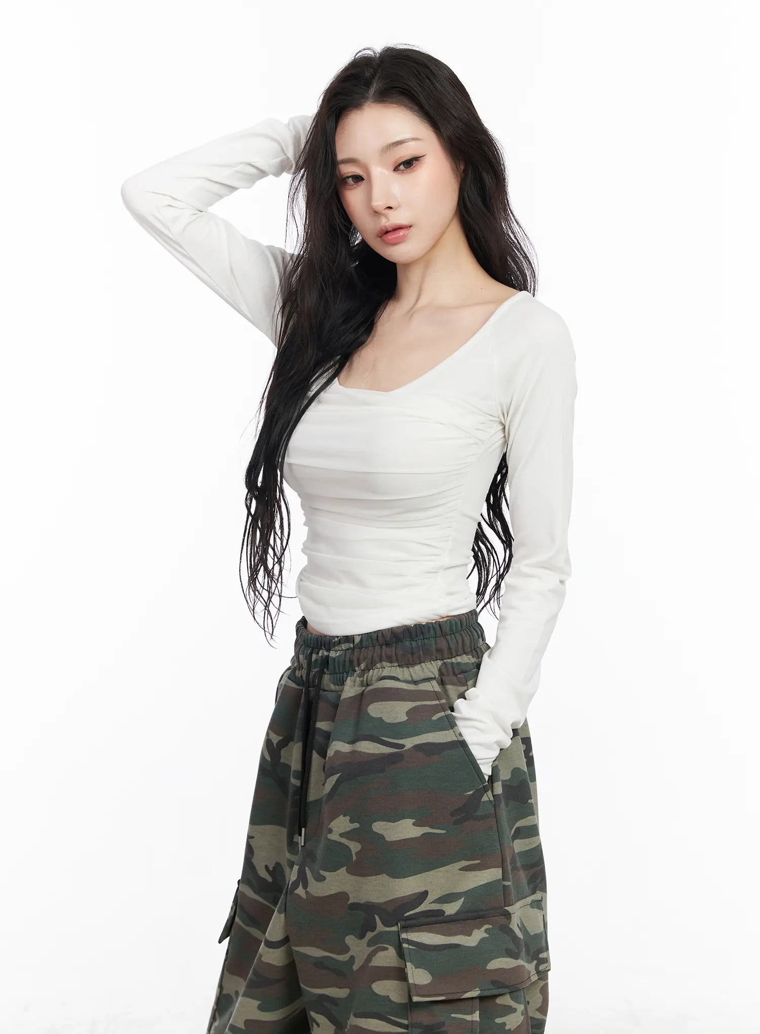 ruched-chiffon-crop-long-sleeve-top-cm518 / White