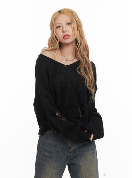 destroyed-oversized-crop-sweater-cm505 / Black
