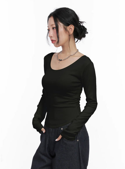 asymmetrical-crop-long-sleeve-top-cn514 / Black