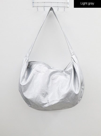 Sac bandoulière demi-lune en similicuir OF310