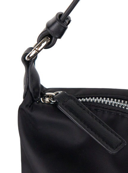 classic-nylon-shoulder-bag-cs430