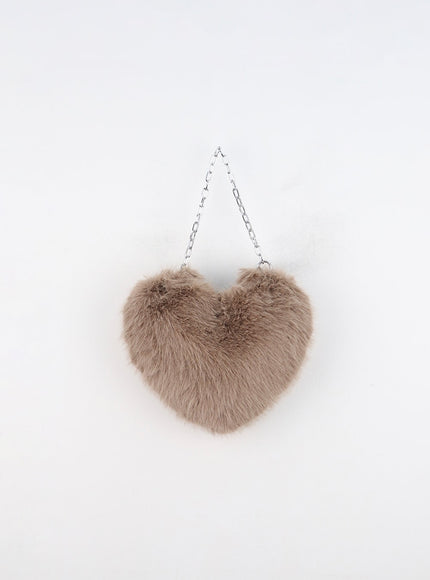 soft-faux-fur-crossbody-bag-in317