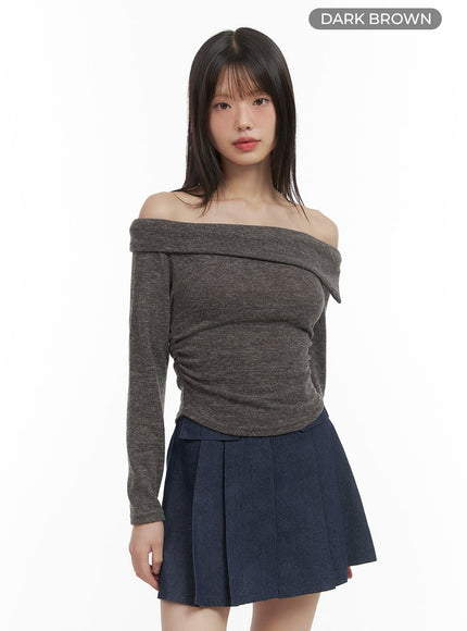 off-shoulder-cropped-knit-top-co410 / Dark brown