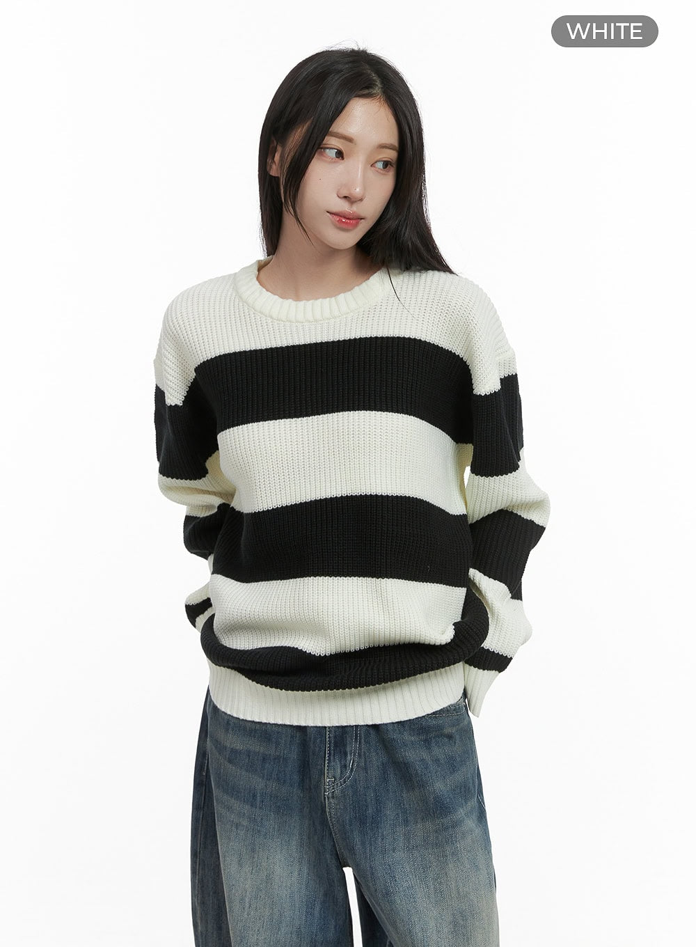 mixed-color-striped-oversize-knit-cs430 / White