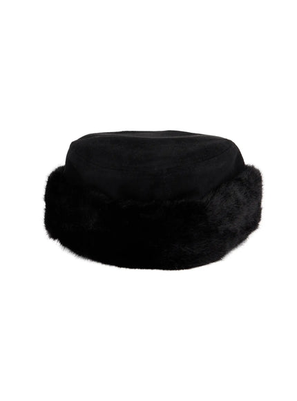 elegant-faux-fur-trimmed-hat-cd517