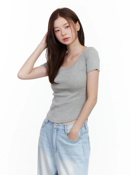 everyday-basic-round-neck-top / Gray