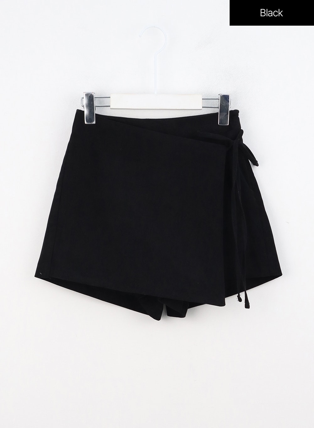 wrap-ribbon-tie-skorts-on313 / Black