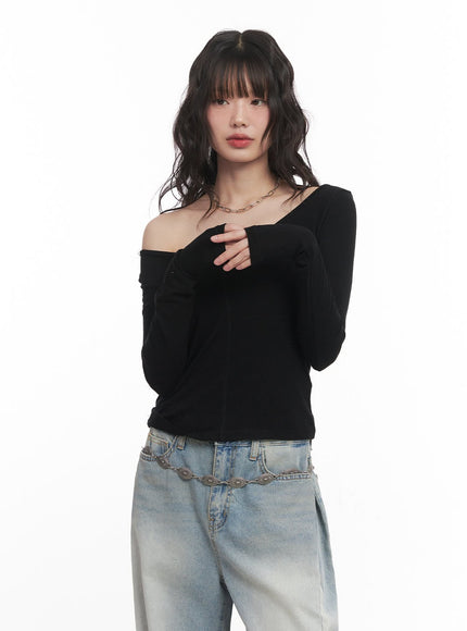 wool-blend-one-shoulder-long-sleeve-top-cm520 / Black