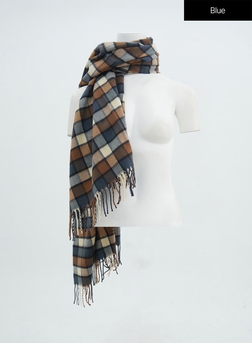checkered-tassel-scarf-in316 / Blue