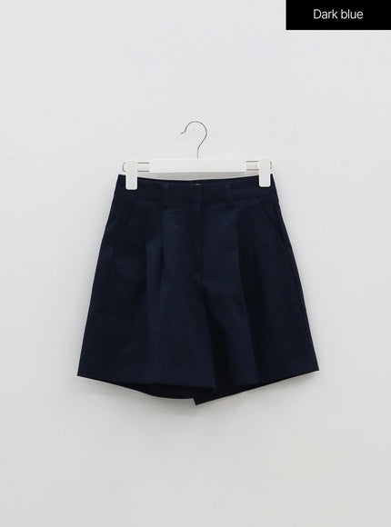Tailored Bermuda Shorts OF322
