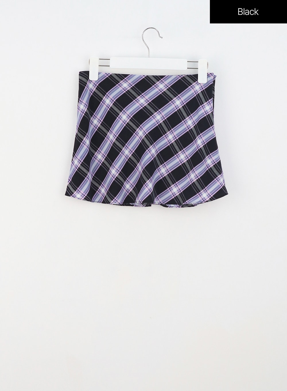 Black white purple plaid skirt best sale