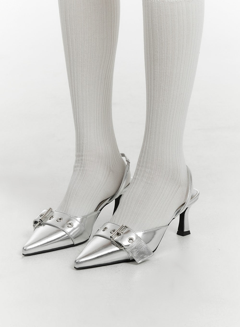 buckle-detail-pointed-toe-heels-im406