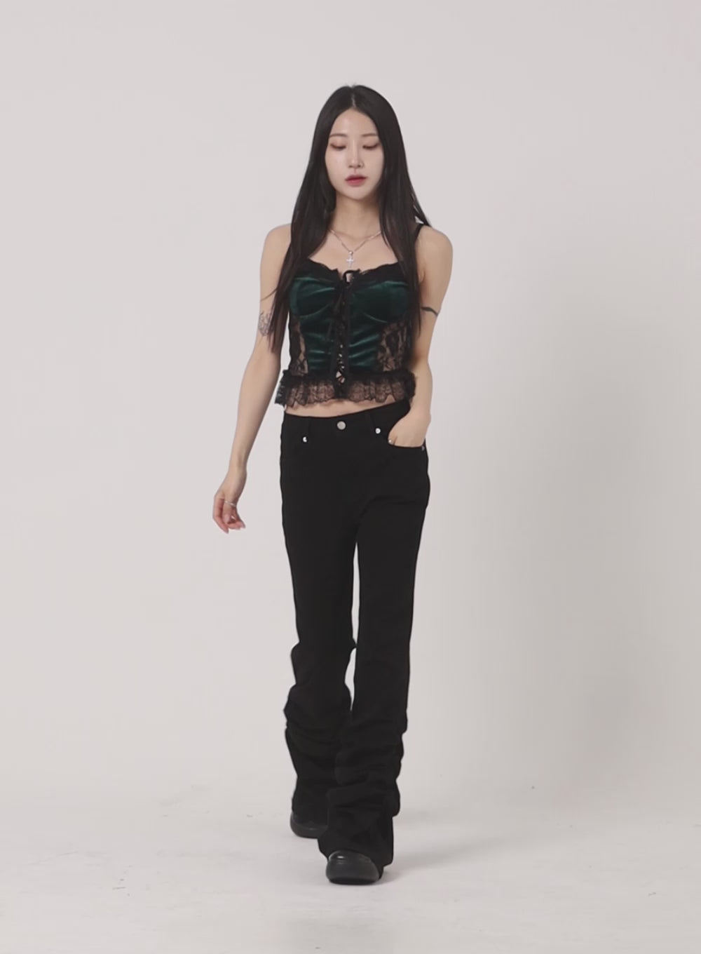 Velvet Lace Crop Sleeveless Top CF429