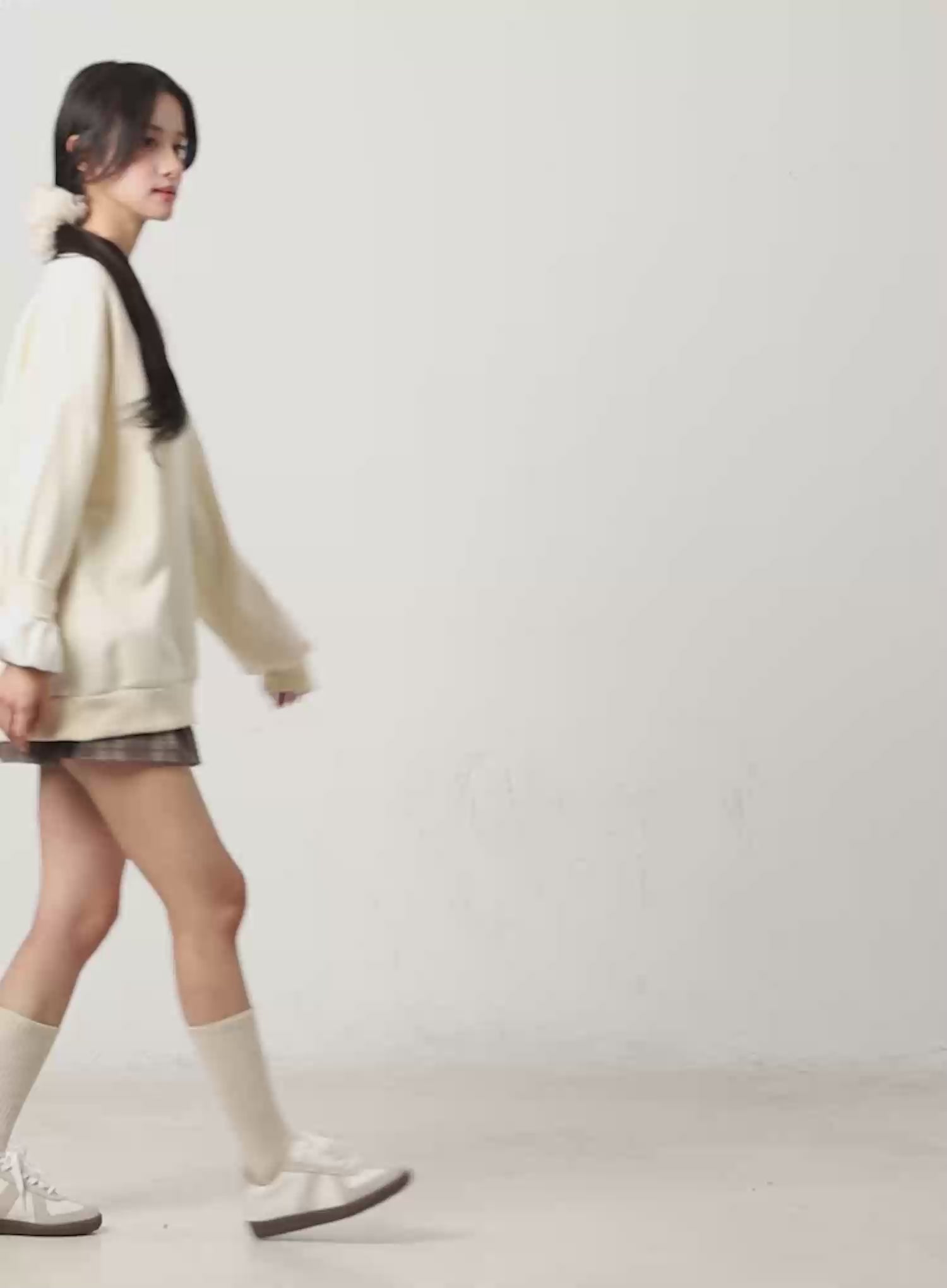 Bear Cafe Graphic Sweatshirt CN527