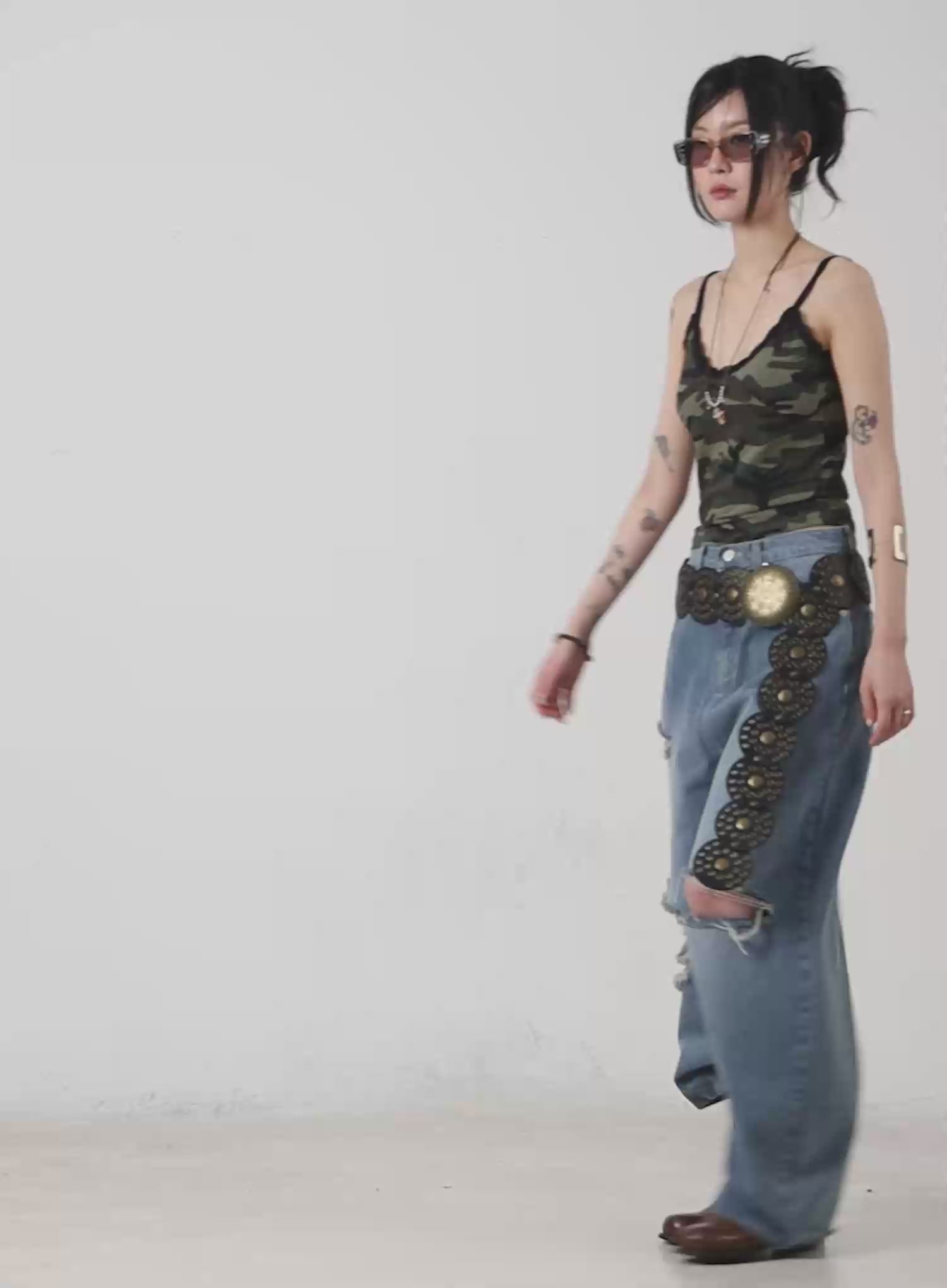 Lylah Ripped Wide Leg Jeans CM517